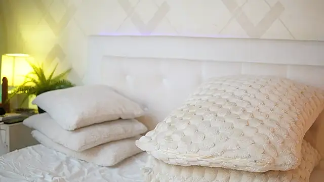 Snapshot of AlessiaPlay chatting on 02-07-26, 09:51 AlessiaPlay online show from 02-07-26, 09:51