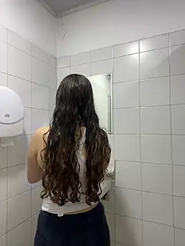 Snapshot of Annie_bonnie_ chatting on 02-22-26, 11:42 Annie bonnie online show from 02-22-26, 11:42