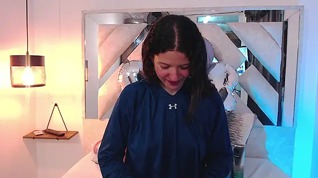 sofy bonnet online show from 02-02-26, 12:15