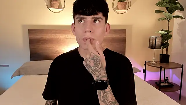 Snapshot of Angel_eros_ chatting on 02-04-26, 08:03 Angel eros online show from 02-04-26, 08:03