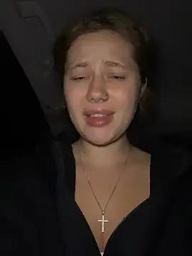 AsynaYuuki online show from 02-25-26, 05:11