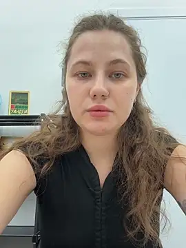 AsynaYuuki online show from 04-01-26, 06:49