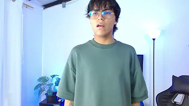 Maecum18 online show from 02-05-26, 09:41