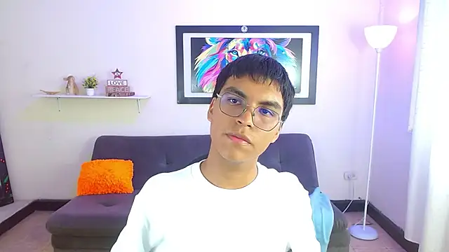 Maecum18 online show from 03-28-26, 09:36