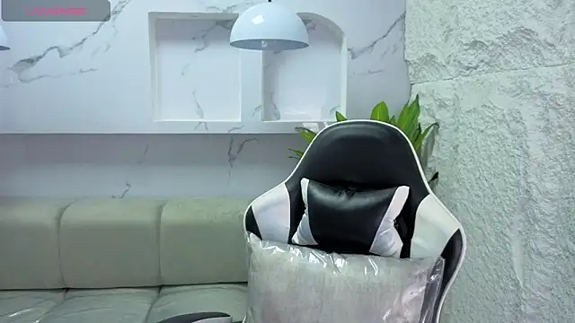 aurora tp online show from 02-10-26, 07:07