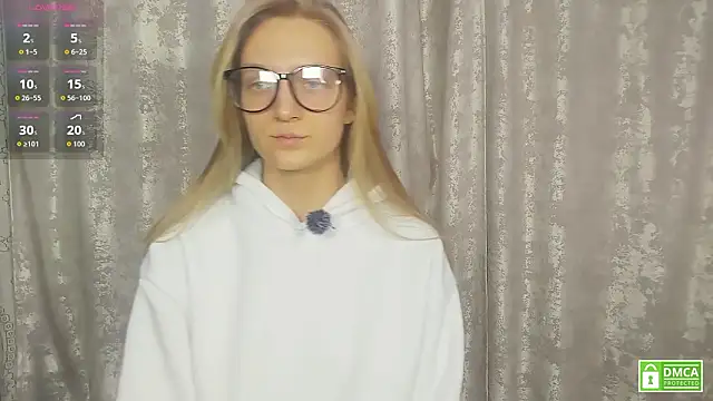 Snapshot of Alex-wer chatting on 02-01-26, 12:59 Alex-wer online show from 02-01-26, 12:59