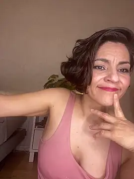 eva luz online show from 02-21-26, 02:12