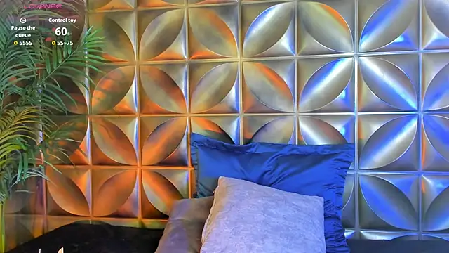 DannyParker  online show from 02-11-26, 04:39