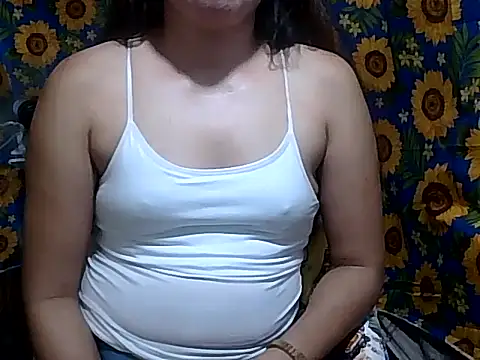 Sexy HotPussy4u online show from 04-16-26, 08:48