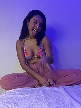 Snapshot of Jade_66 chatting on 02-03-26, 06:22 Jade 66 online show from 02-03-26, 06:22