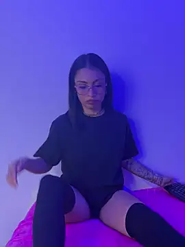 Snapshot of Jade_66 chatting on 02-10-26, 05:55 Jade 66 online show from 02-10-26, 05:55