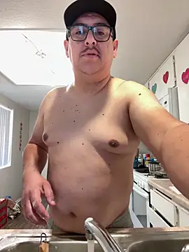 Skizm1986 online show from 02-12-26, 05:41