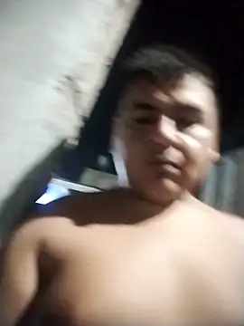 Snapshot of Sergiowooo chatting on 02-16-26, 05:58 Sergiowooo online show from 02-16-26, 05:58