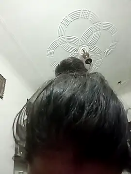 khushi rawat online show from 02-23-26, 01:47