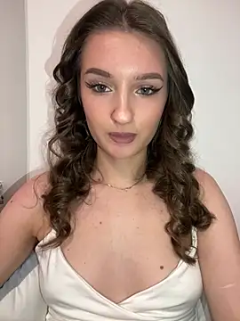 Snapshot of Green_eyes_lady chatting on 02-07-26, 11:25 Green eyes lady online show from 02-07-26, 11:25