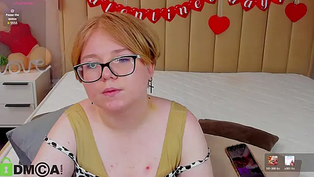 Lauraaa Smith online show from 02-20-26, 06:26