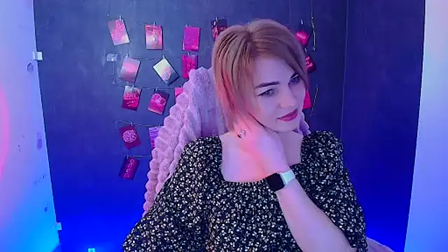 Snapshot of CuttieEmma chatting on 02-13-26, 12:34 CuttieEmma online show from 02-13-26, 12:34