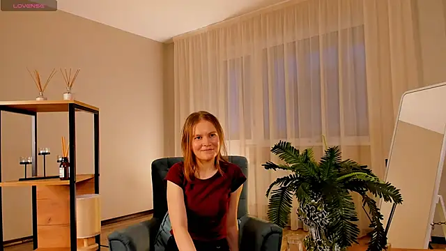 Snapshot of CleliaRostek chatting on 02-07-26, 01:15 CleliaRostek online show from 02-07-26, 01:15