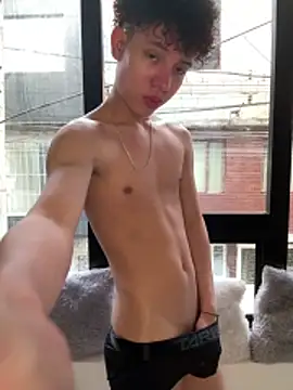 Snapshot of yoursexyjose chatting on 02-24-26, 06:39 yoursexyjose online show from 02-24-26, 06:39