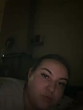 Snapshot of AlyaX_X chatting on 02-27-26, 04:18 AlyaX X online show from 02-27-26, 04:18