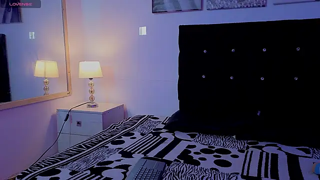 Snapshot of Zoe-yanin chatting on 02-27-26, 06:41 Zoe-yanin online show from 02-27-26, 06:41