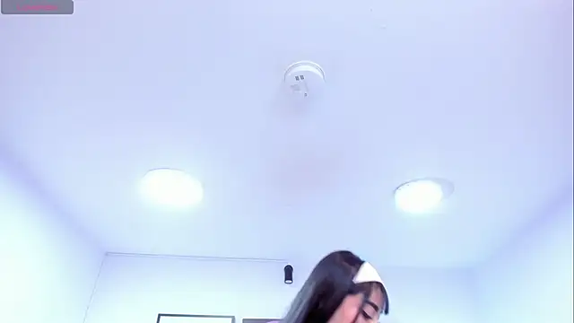 Snapshot of Maddie_Rosee chatting on 02-17-26, 03:47 Maddie Rosee online show from 02-17-26, 03:47