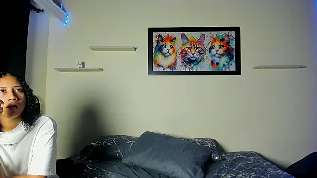 Snapshot of meredit_cris23 chatting on 02-04-26, 04:29 meredit cris23 online show from 02-04-26, 04:29