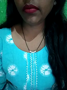Snapshot of Parul-009 chatting on 02-26-26, 04:33 Parul-009 online show from 02-26-26, 04:33