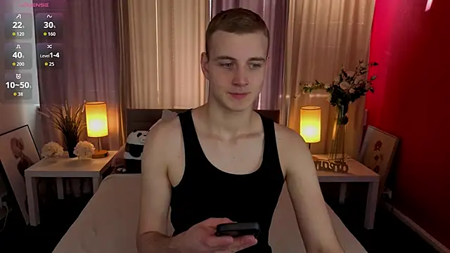 Snapshot of HereAlexColee chatting on 02-20-26, 02:17 HereAlexColee online show from 02-20-26, 02:17