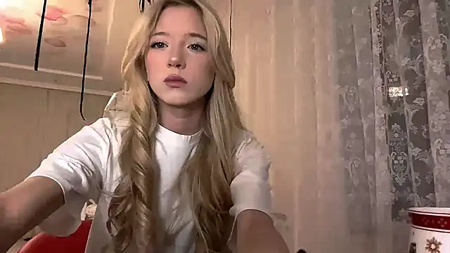 Snapshot of IvyArmbrister chatting on 02-27-26, 08:20 IvyArmbrister online show from 02-27-26, 08:20