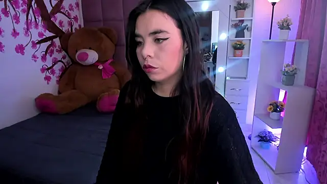 Snapshot of liany_taylor chatting on 02-21-26, 02:45 liany taylor online show from 02-21-26, 02:45