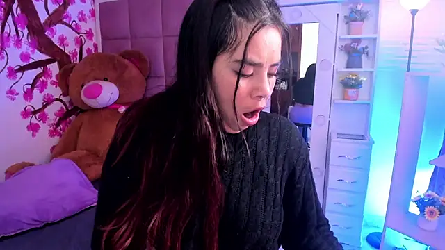 Snapshot of liany_taylor chatting on 02-22-26, 07:45 liany taylor online show from 02-22-26, 07:45