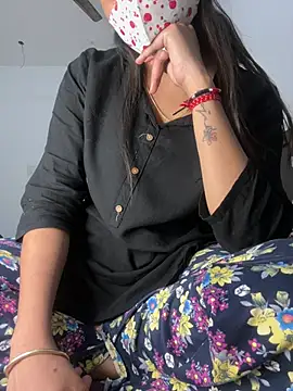 kavyababy00 online show from 02-07-26, 12:09