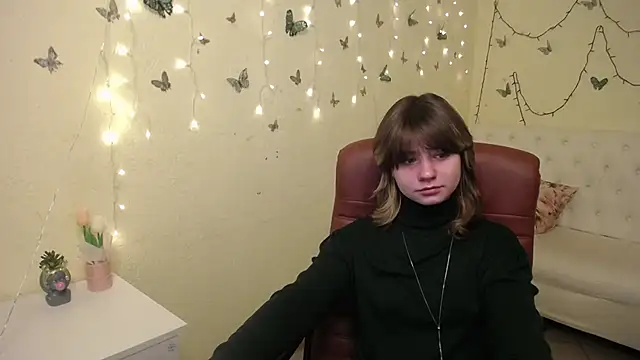 Snapshot of AnnaWest_ chatting on 02-23-26, 06:22 AnnaWest online show from 02-23-26, 06:22