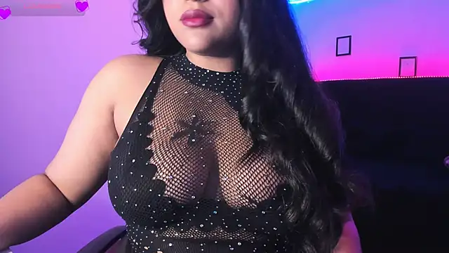 Snapshot of Kamala_Khan_Tx chatting on 02-19-26, 04:03 Kamala Khan Tx online show from 02-19-26, 04:03