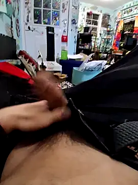 Snapshot of TrndSettr chatting on 02-08-26, 02:37 TrndSettr online show from 02-08-26, 02:37