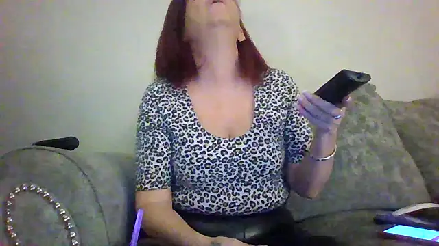 Snapshot of Forbidden-Irish-x chatting on 02-10-26, 08:24 Forbidden-Irish-x online show from 02-10-26, 08:24