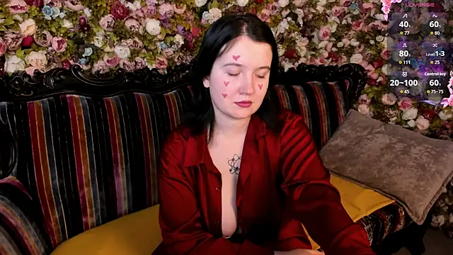 Snapshot of MollySoShy chatting on 02-13-26, 05:14 MollySoShy online show from 02-13-26, 05:14