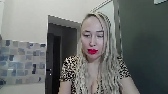 NanaGold2992 online show from 03-03-26, 03:56