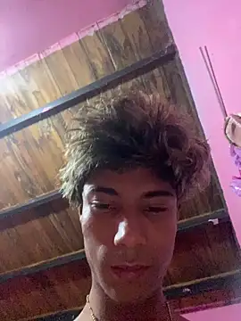 Snapshot of Adan21_cm chatting on 02-06-26, 06:40 Adan21 cm online show from 02-06-26, 06:40