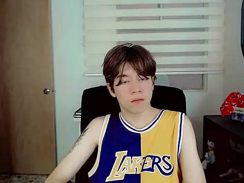 duvisex19 online show from 02-06-26, 09:29