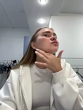 MonicaWestt online show from 03-30-26, 06:58