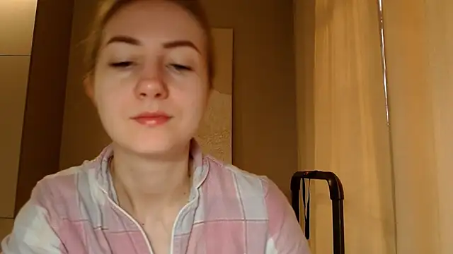 BluueSilk online show from 01-08-25, 07:34