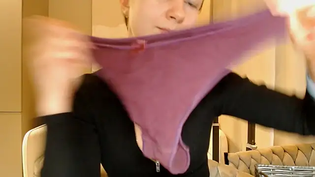 BluueSilk online show from 01-10-25, 09:23