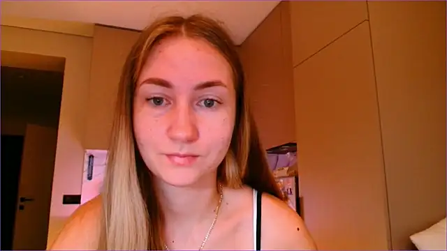 BluueSilk online show from 12-02-25, 06:08