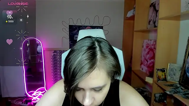 Scarlet Sirenn online show from 02-01-26, 07:18