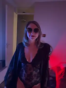 hottogetherNL online show from 02-24-26, 10:30