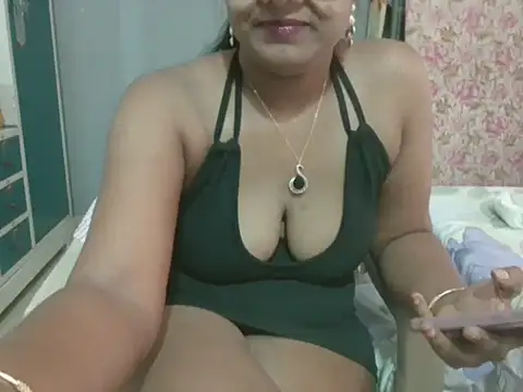 Snapshot of sexybaby3127 chatting on 03-23-26, 09:13 sexybaby3127 online show from 03-23-26, 09:13