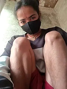 Snapshot of Sunali_Bendre chatting on 02-11-26, 03:11 Sunali Bendre online show from 02-11-26, 03:11