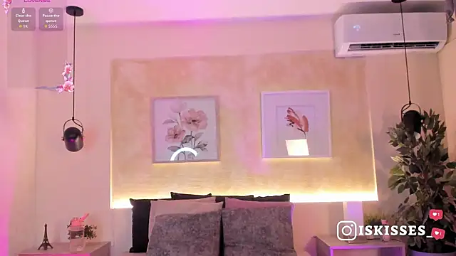 IsabellaSweet   online show from 03-03-26, 03:34